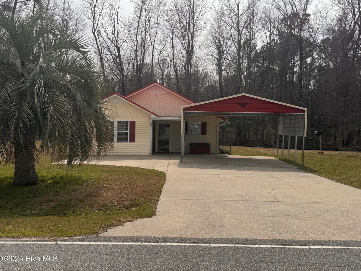 Wilmington, NC Real Estate | View 250 Waccamaw Shores | 3 Beds, 3 Baths