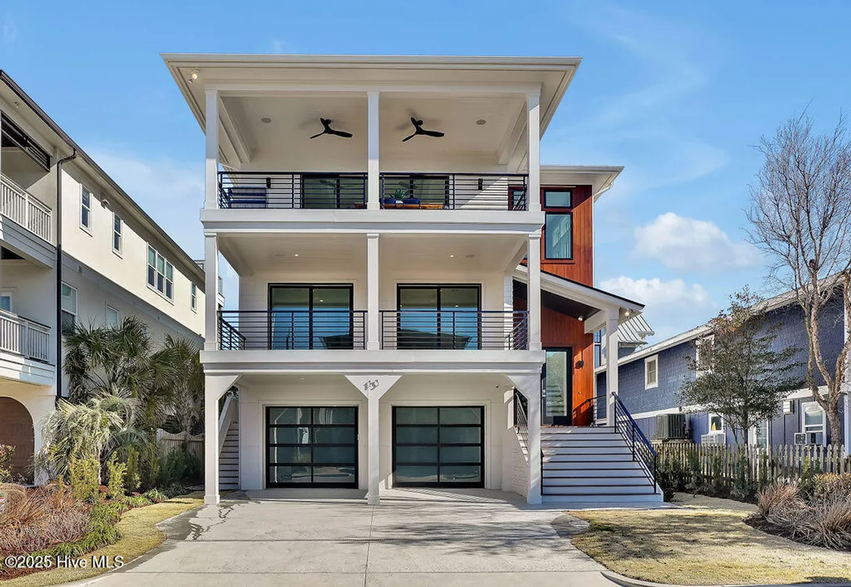 Wilmington, NC Real Estate | View 13 E Fayetteville | 4 Beds, 4 Baths