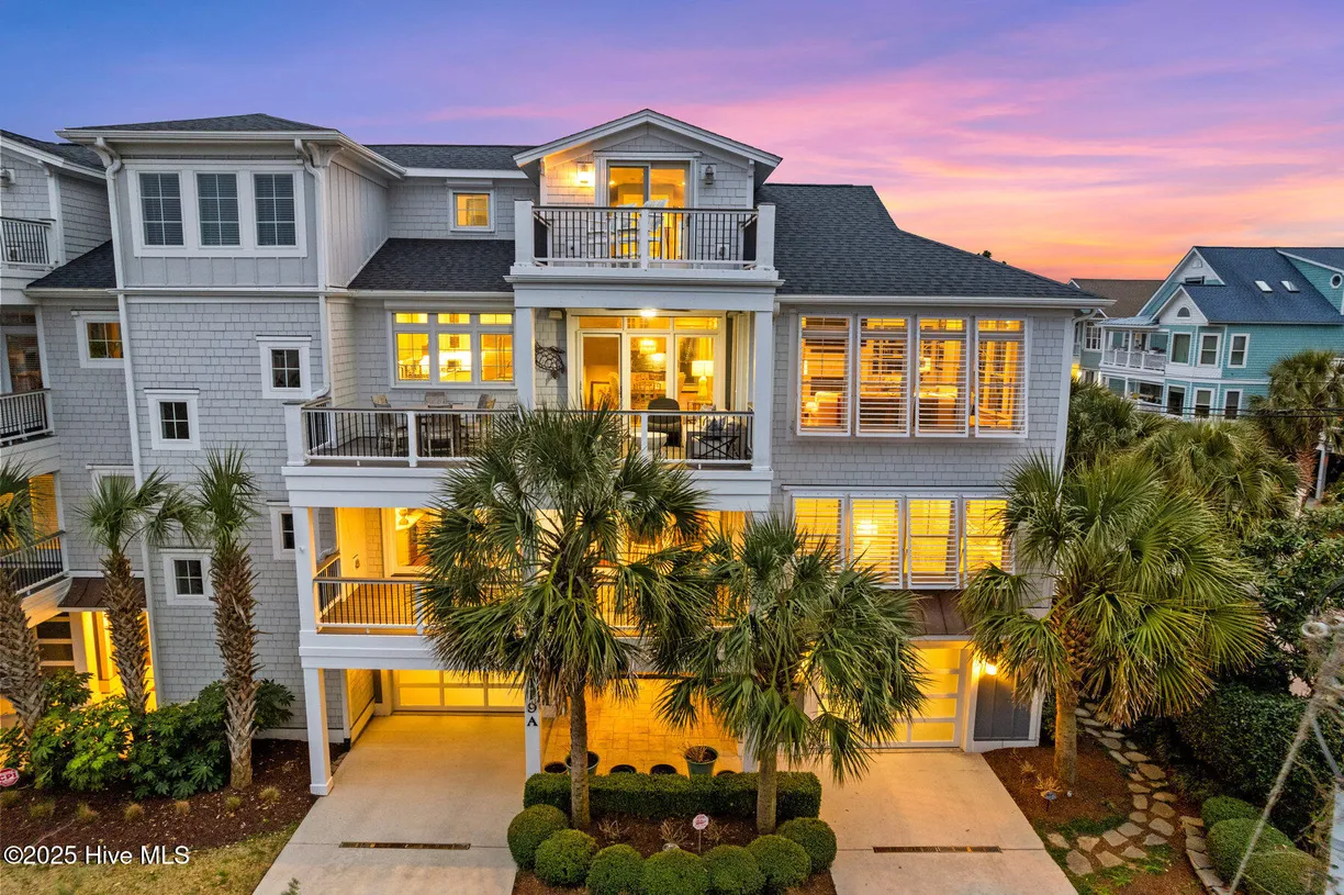 Wilmington, NC Real Estate | View 119 S Lumina, A | 6 Beds, 6 Baths