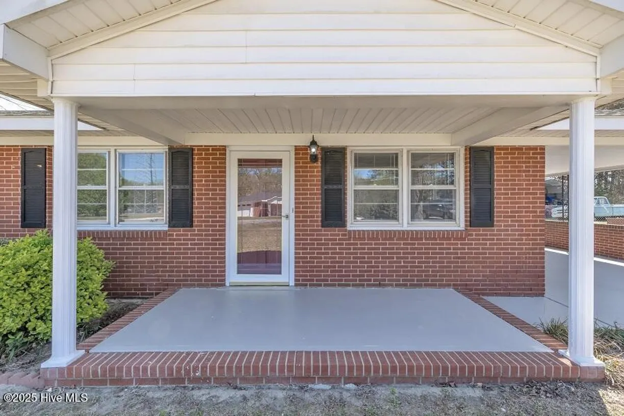 Wilmington, NC Real Estate | View 1317 Old Grantham | Listing