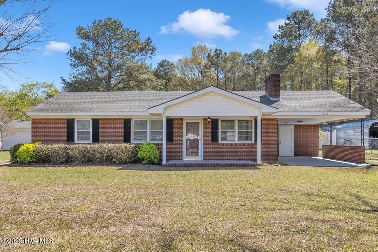 Wilmington, NC Real Estate | View 1317 Old Grantham | 3 Beds, 2 Baths