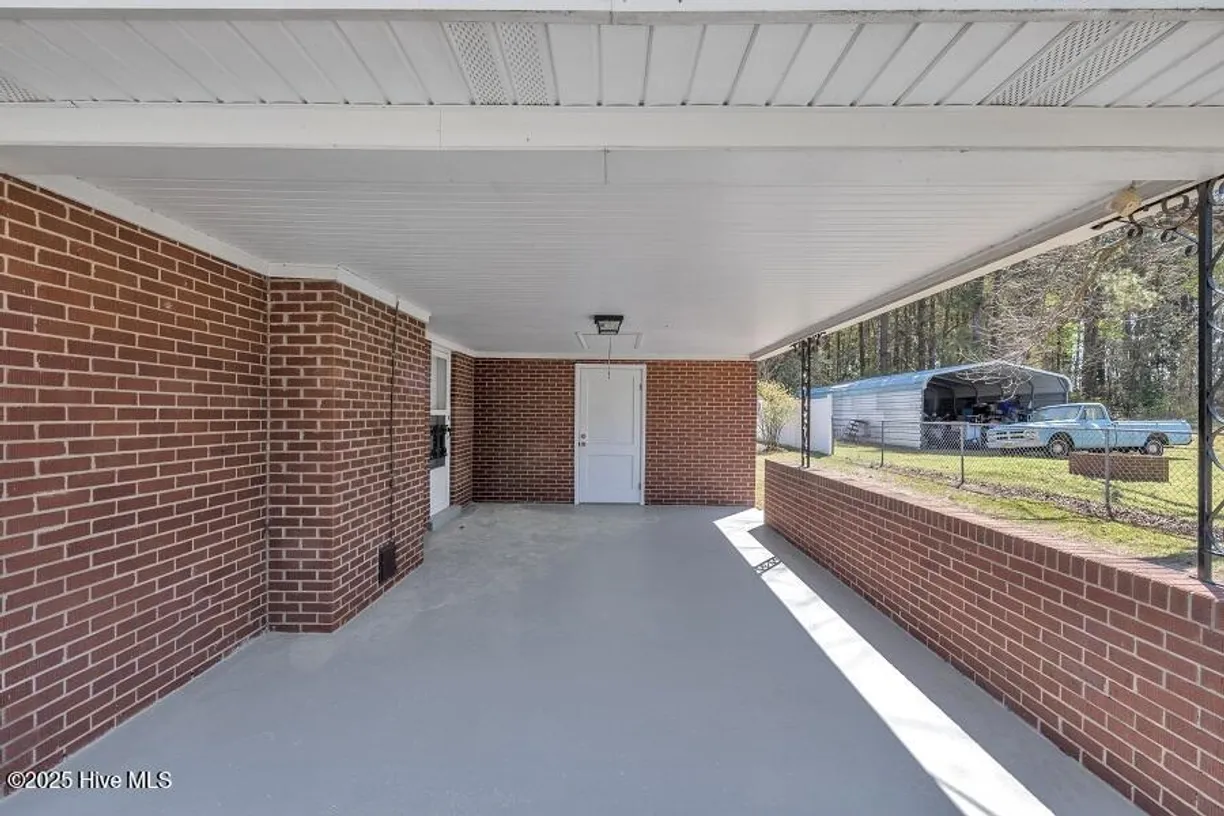 Wilmington, NC Real Estate | View 1317 Old Grantham | Listing