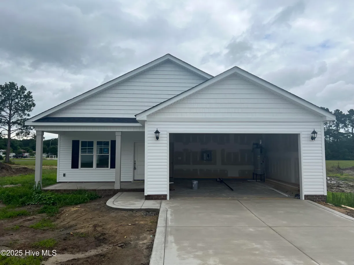 Wilmington, NC Real Estate | View 101 E Sillinger | 3 Beds, 2 Baths