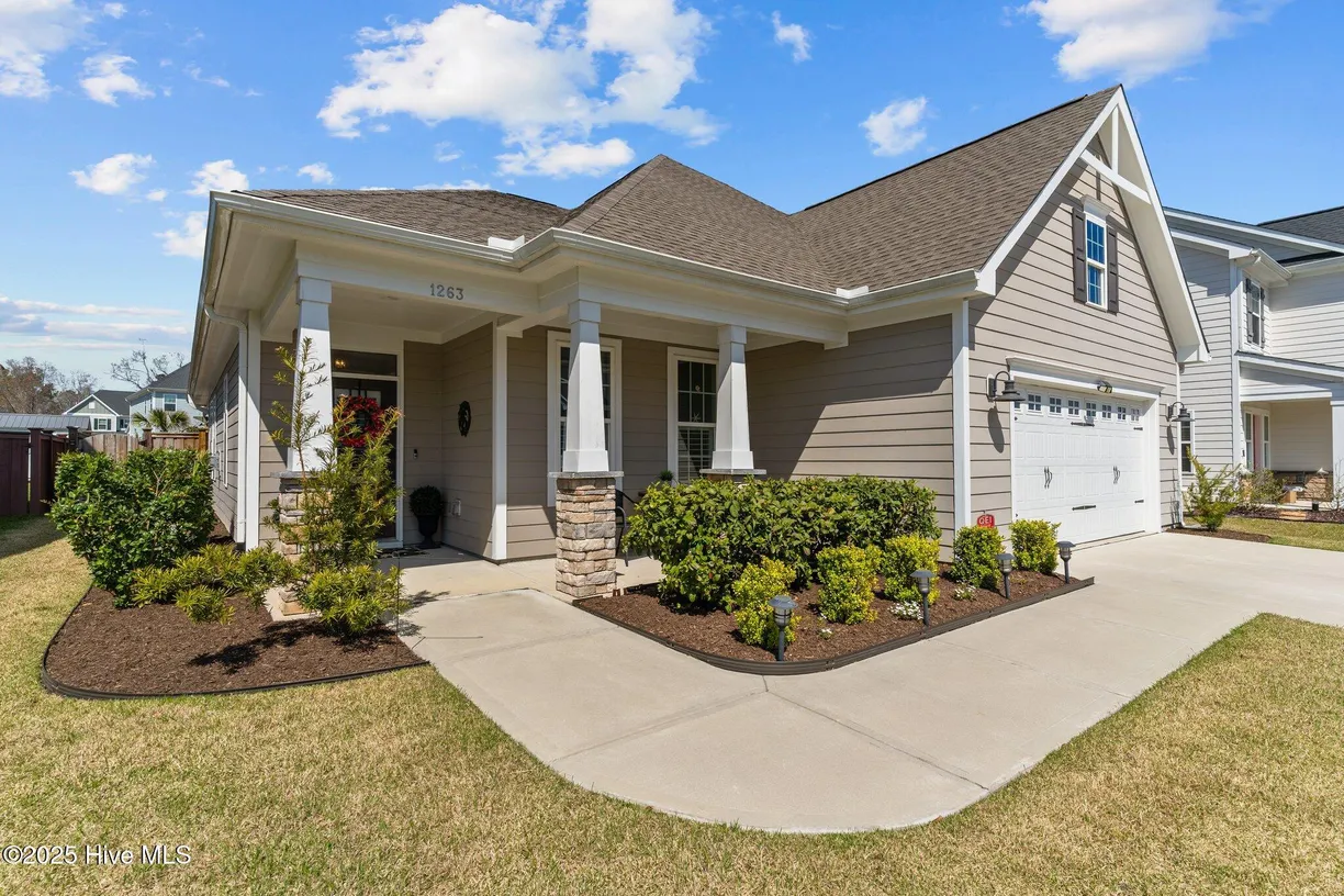 Wilmington, NC Real Estate | View 1263 Pandion | 4 Beds, 3 Baths