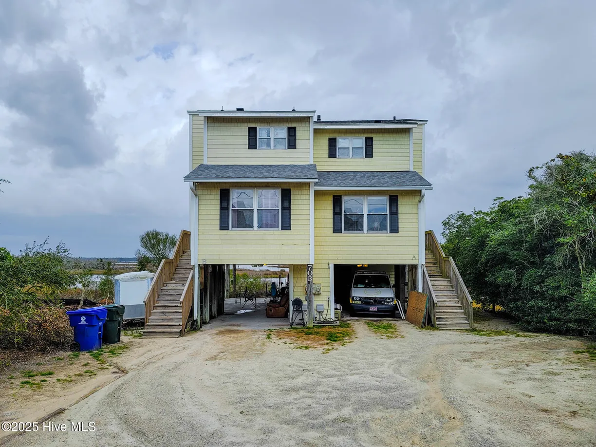 Wilmington, NC Real Estate | View 703 S Topsail | Listing