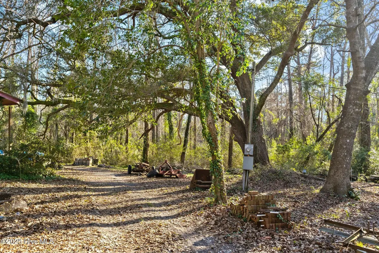 Wilmington, NC Real Estate | View 1050 Navaho | Listing