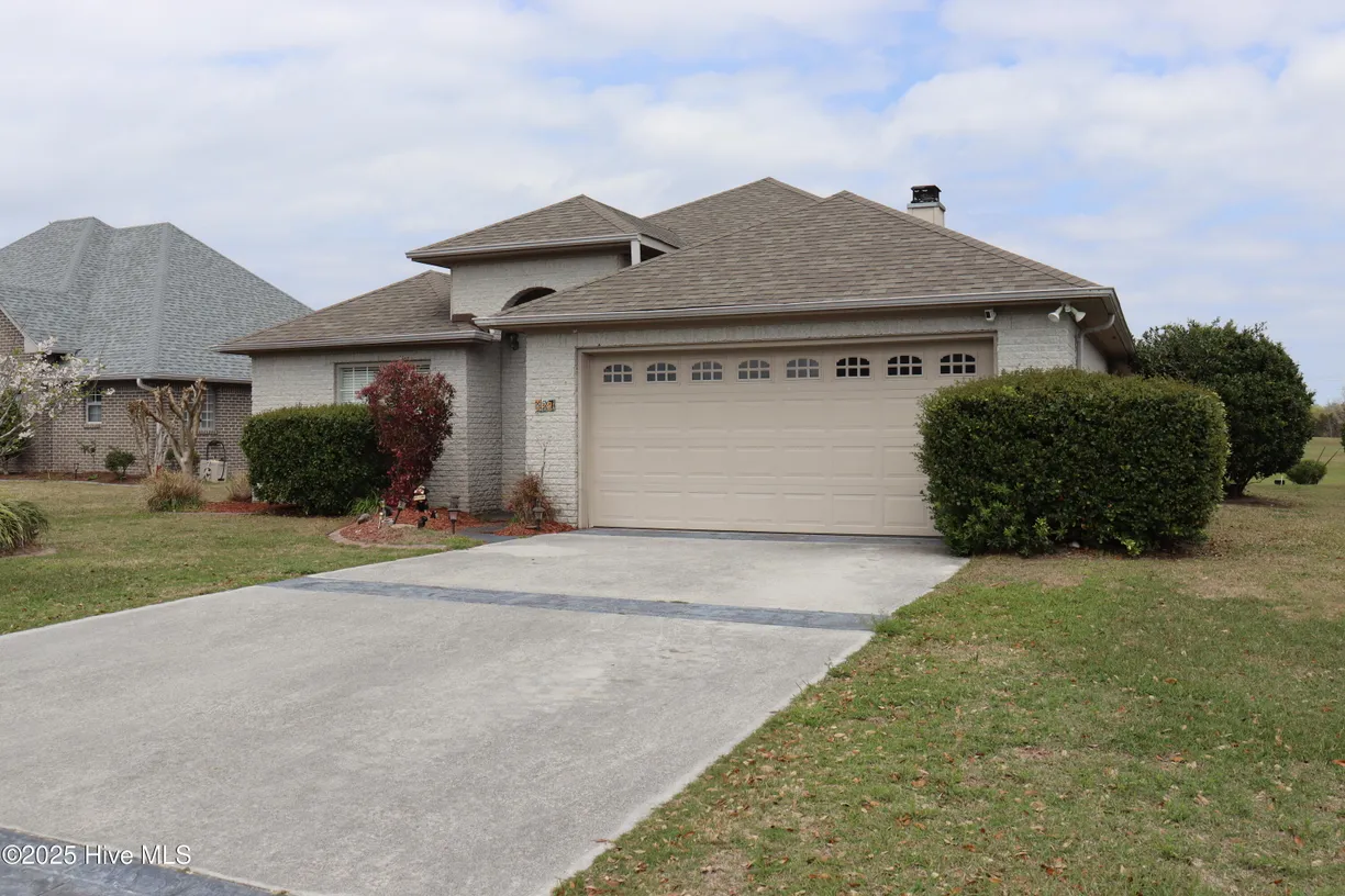 Wilmington, NC Real Estate | View 137 Castle Bay | 3 Beds, 2 Baths