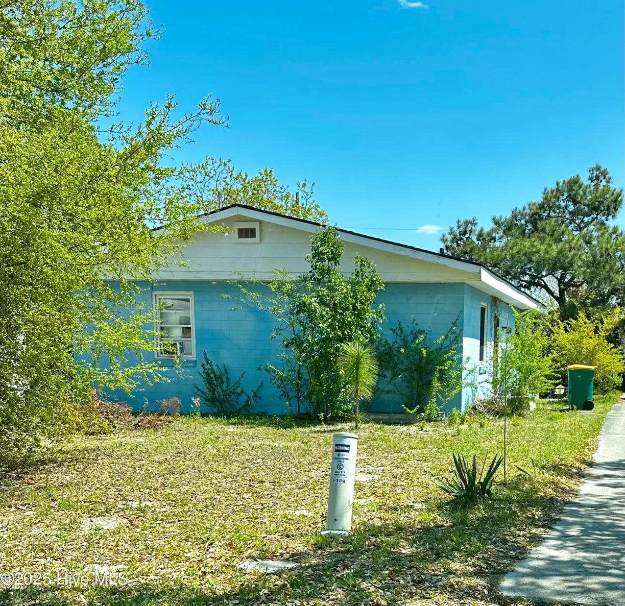 Wilmington, NC Real Estate | View 109 S Seventh | 2 Beds, 2 Baths