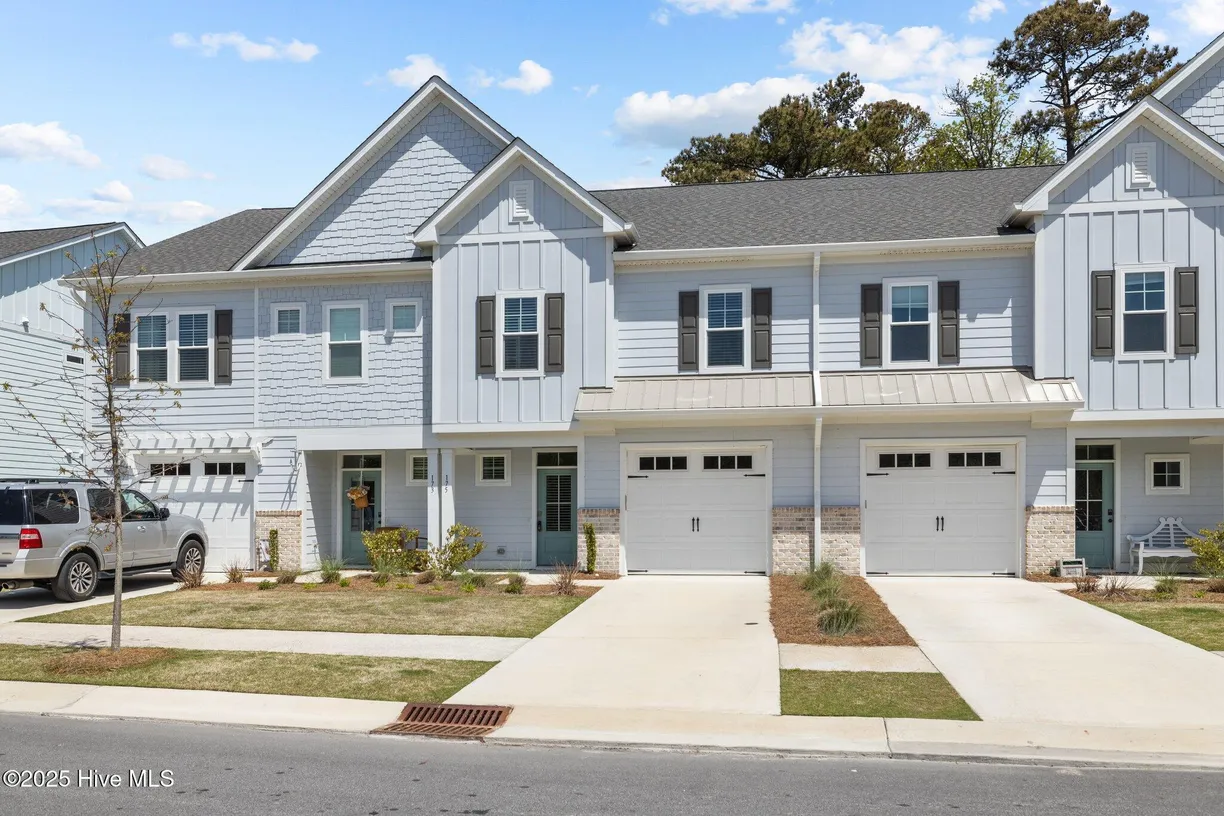 Raleigh, NC Real Estate | View 175 Freedom Park | 3 Beds, 2 Baths