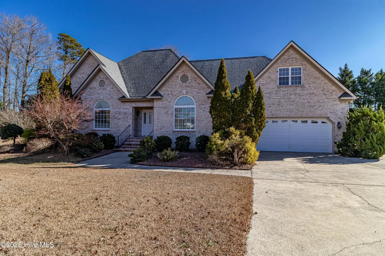 Wilmington, NC Real Estate | View 901 Coach House | 3 Beds, 2 Baths