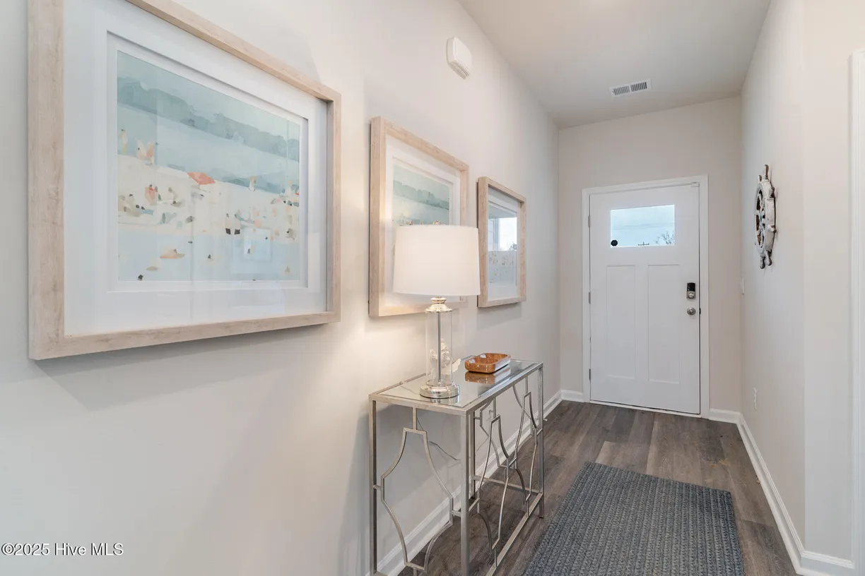 Wilmington, NC Real Estate | View 925 Shipley | Listing