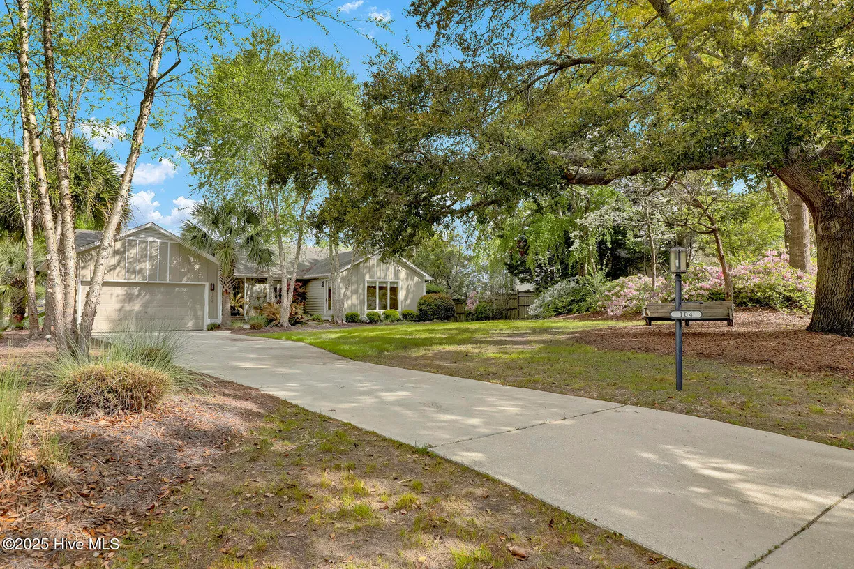 Wilmington, NC Real Estate | View 104 Drake | 3 Beds, 2 Baths