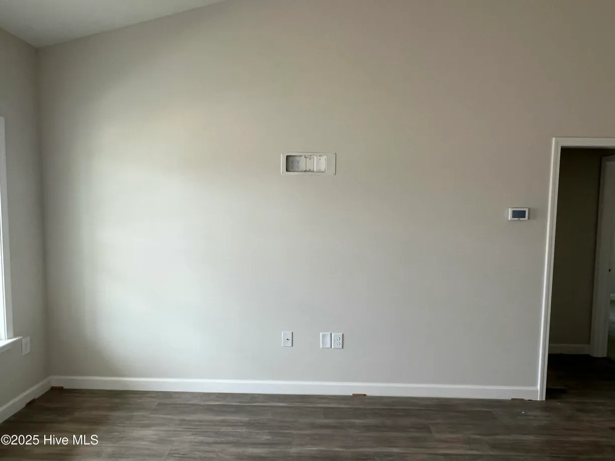 Wilmington, NC Real Estate | View 102 E Sillinger | Listing