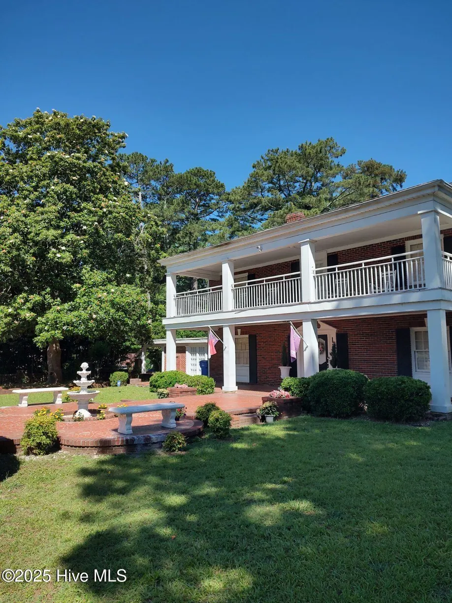 Wilmington, NC Real Estate | View 300 Moye | 4 Beds, 2 Baths