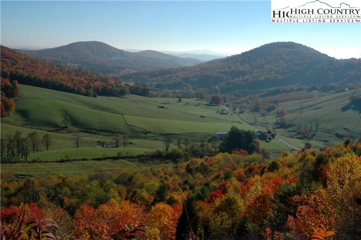 Charlotte Real Estate | View 70 Majestic View Circle Boulevard