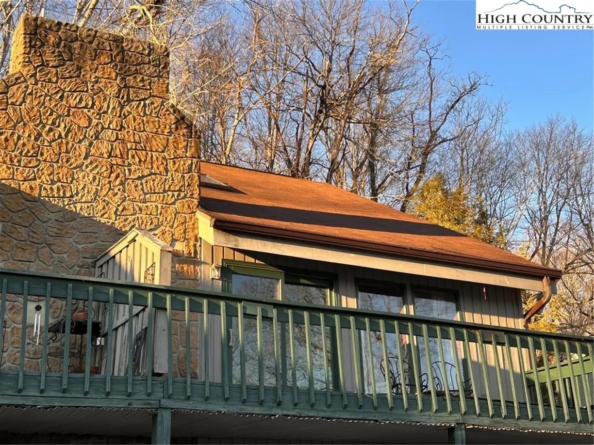 Charlotte Real Estate | View 113 South Slope Circle, 4 | 2 Beds, 2 Baths