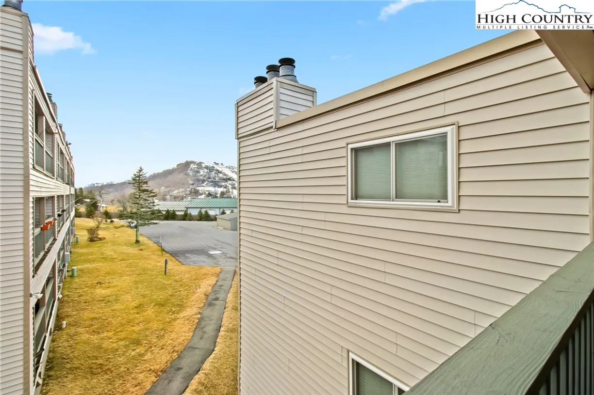 Charlotte Real Estate | View 301 Pinnacle Inn Road, 3301 | Listing