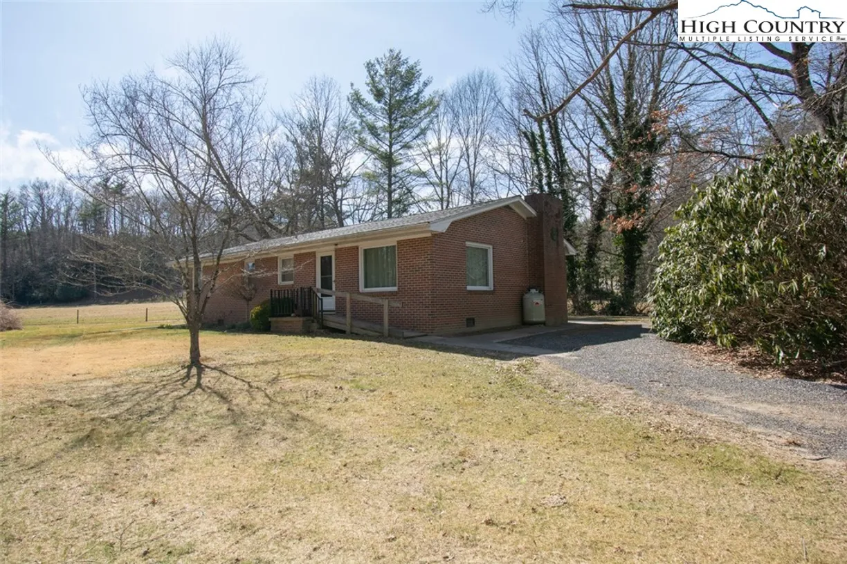 Charlotte Real Estate | View 129 Deep Gap Estates Road | 3 Beds, 2 Baths