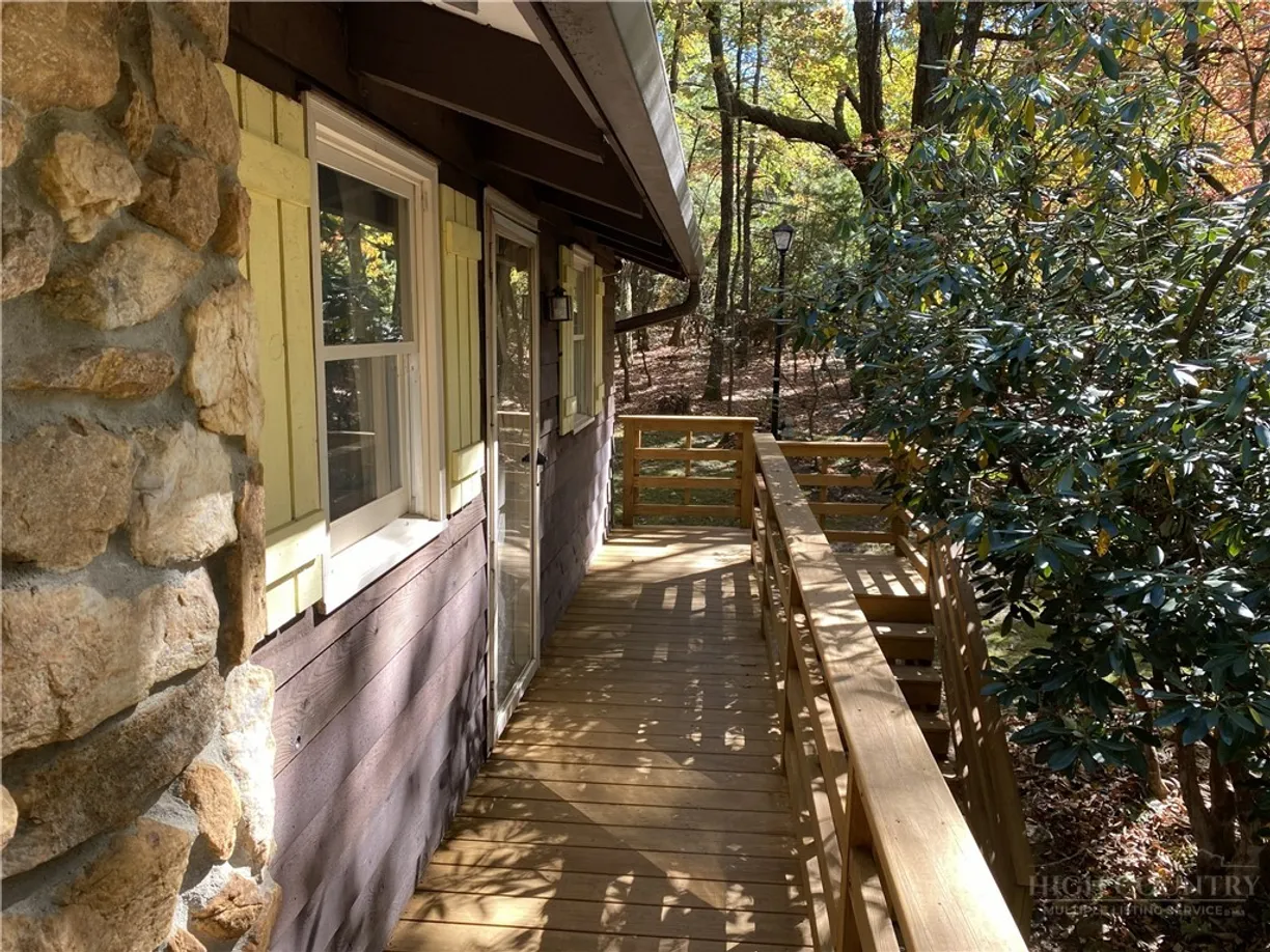 391 Country Club Road, Roaring Gap, NC 28668 Property for sale