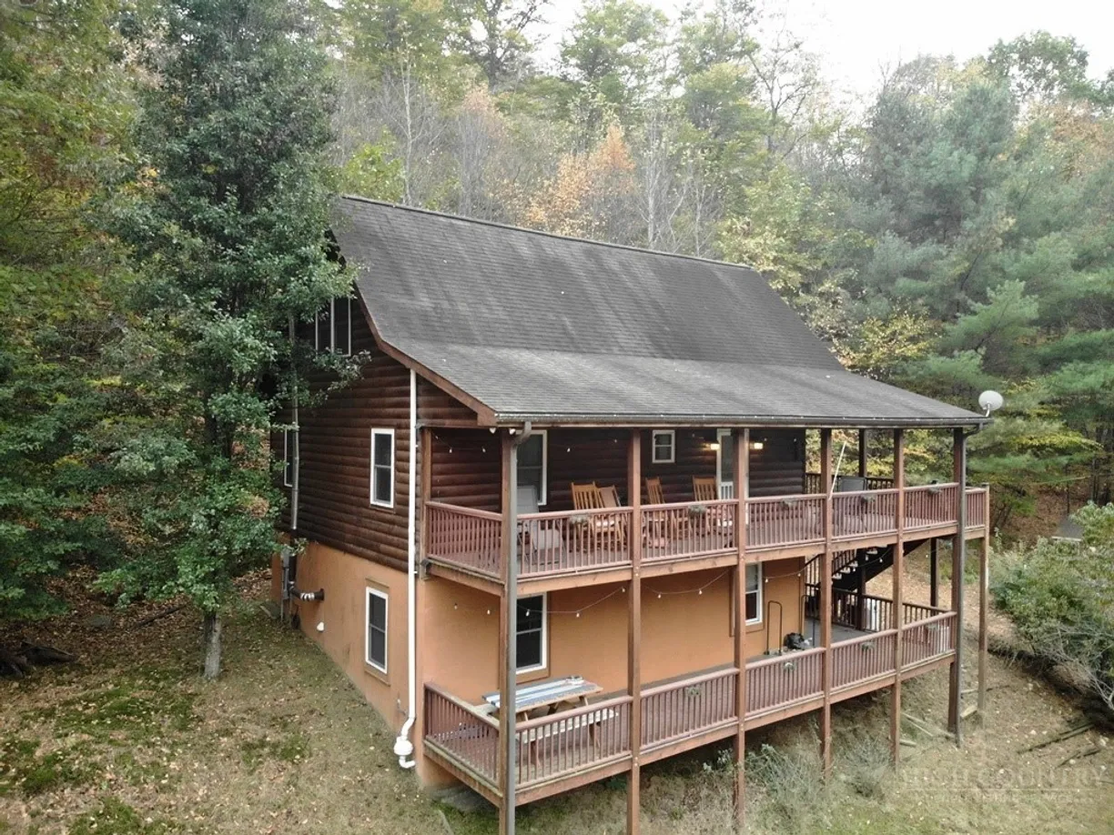 4271 Old Field Creek Road, Grassy Creek, NC 28631 Property for sale