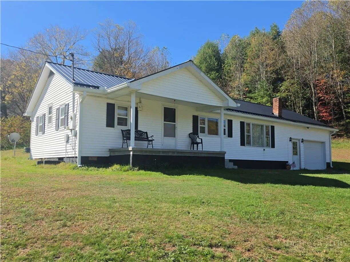 657 Denny Road, Creston, NC 28615 Property for sale