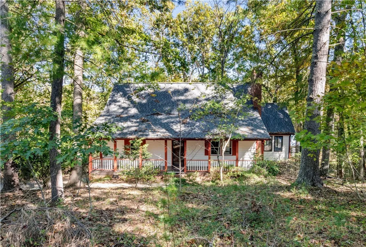 169 Tanglewood Drive, Mount Airy, NC 27030 Property for sale