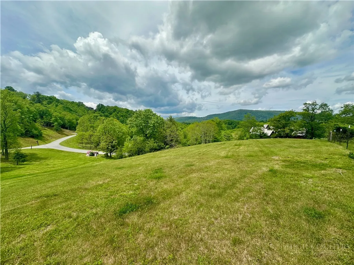 TBD Thunderhill Trail, Blowing Rock, NC 28605 Property for sale