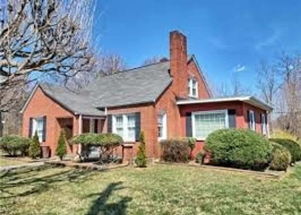 304 N Church Avenue, West Jefferson, NC 28694 Property for sale