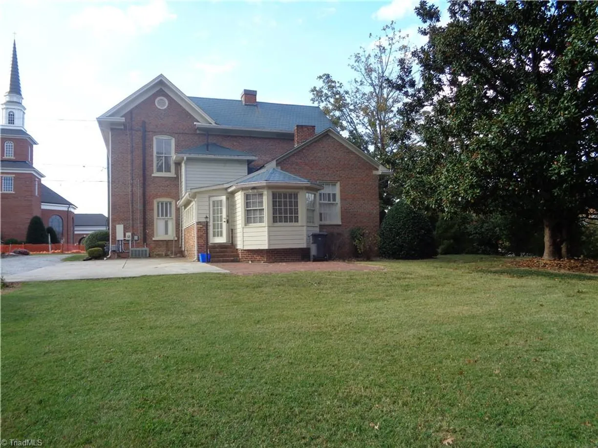 Charlotte Real Estate | View 225 S Main Street | Listing