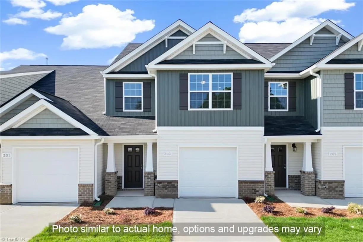 Charlotte Real Estate | View 104 Tallwood Drive | 3 Beds, 2 Baths