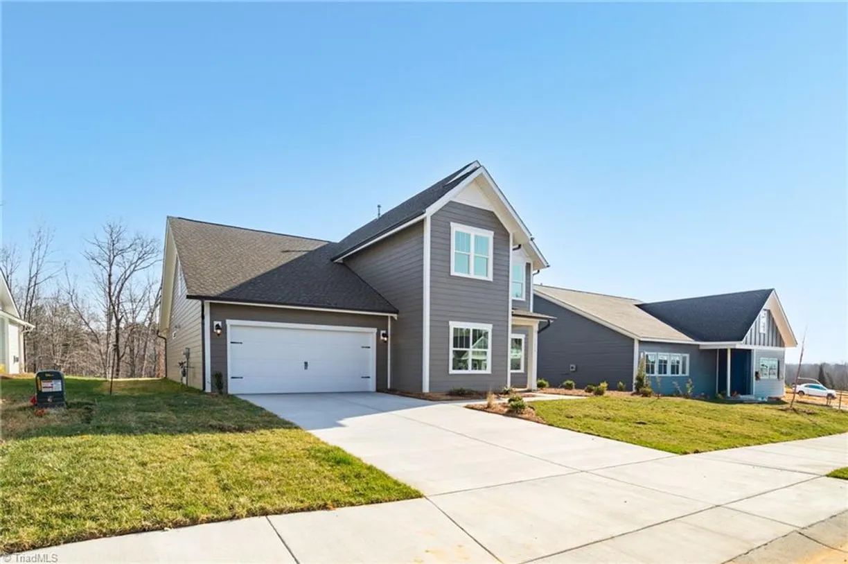 Charlotte Real Estate | View 1675 Ashmead Lane | Listing