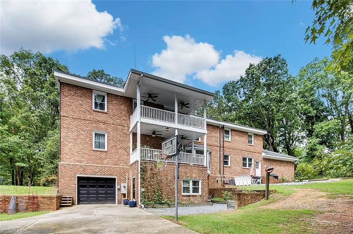 Charlotte Real Estate | View 1714 Back Creek Court | Listing
