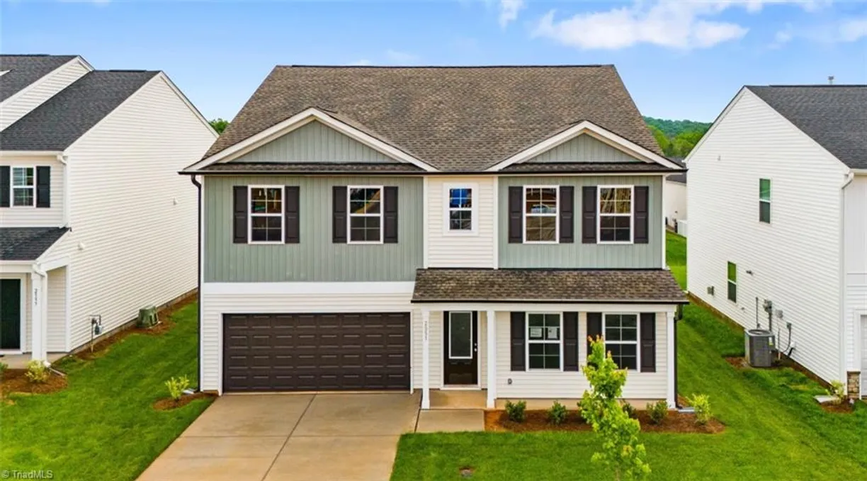 Charlotte Real Estate | View 2551 Raspberry Hill Drive | 5 Beds, 2 Baths