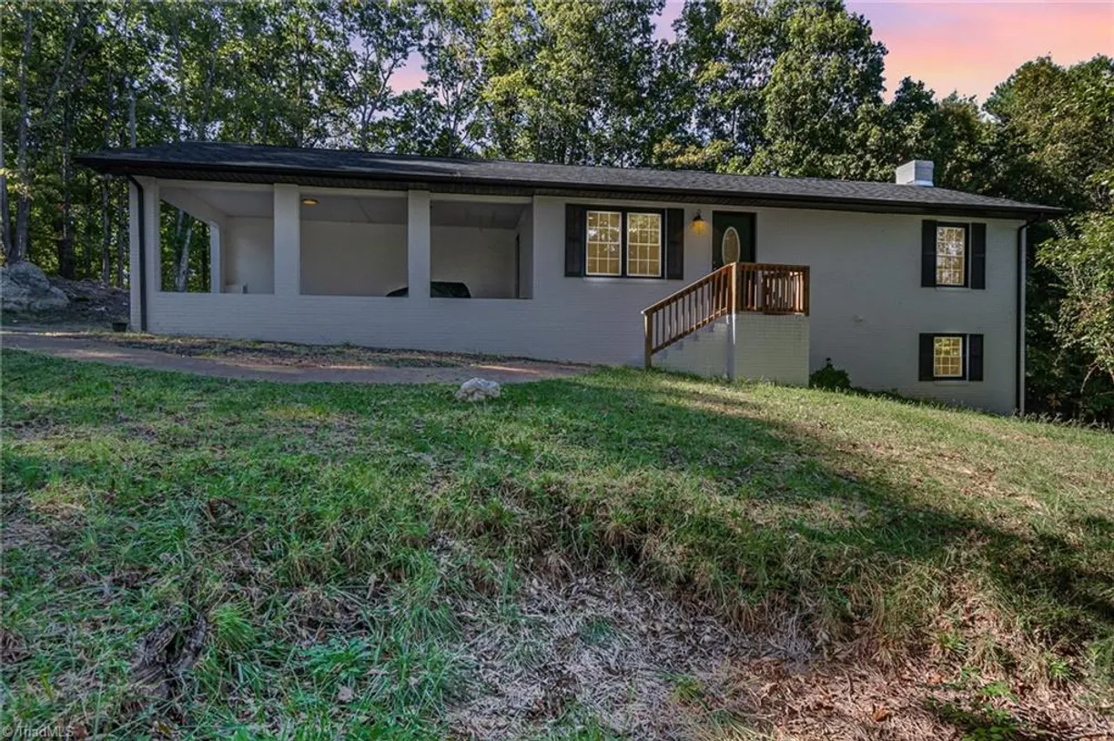 Charlotte Real Estate | View 521 Henley Country Road | 3 Beds, 3 Baths