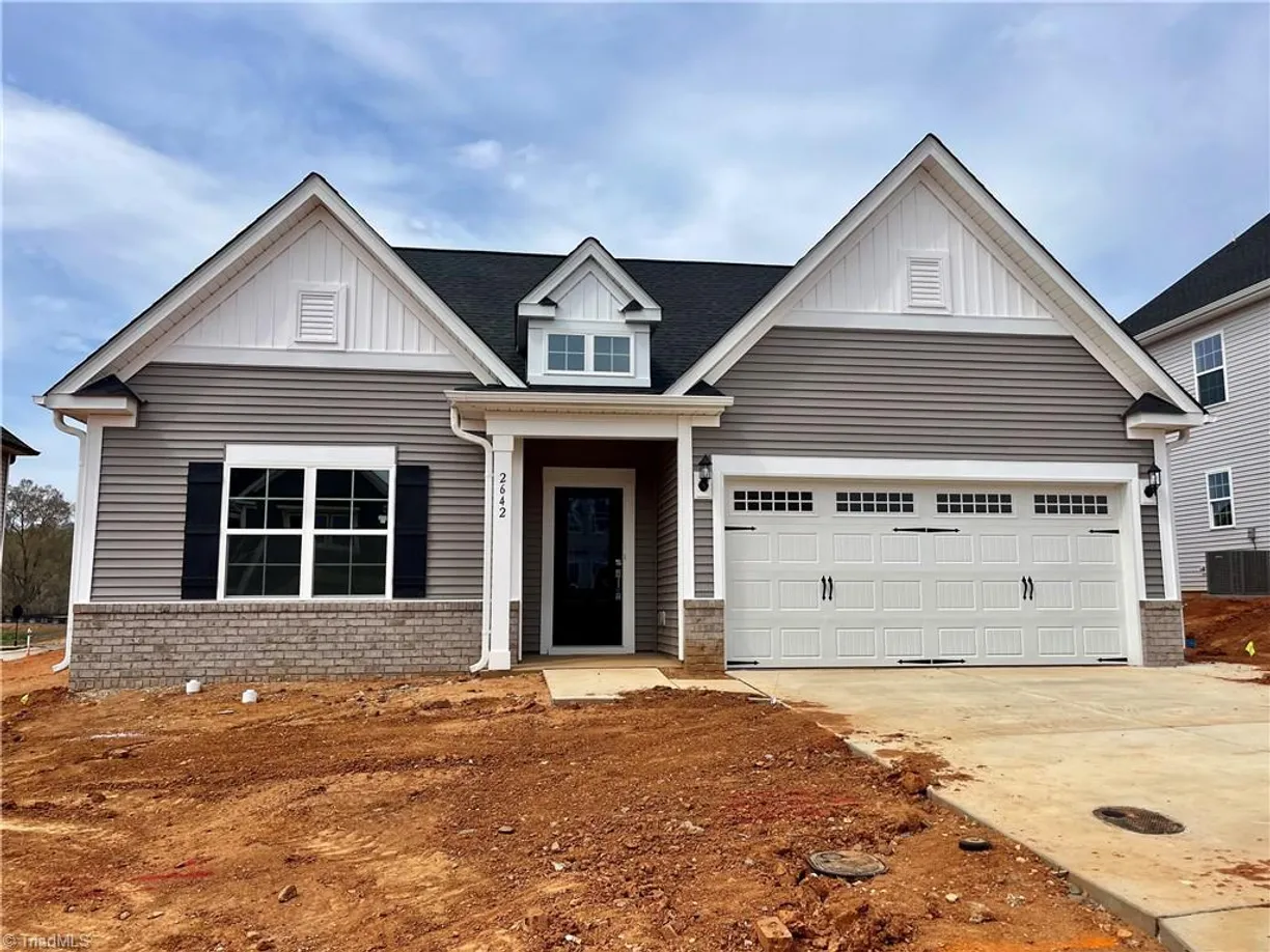 Charlotte Real Estate | View 2642 Clear Lake Court | 4 Beds, 3 Baths