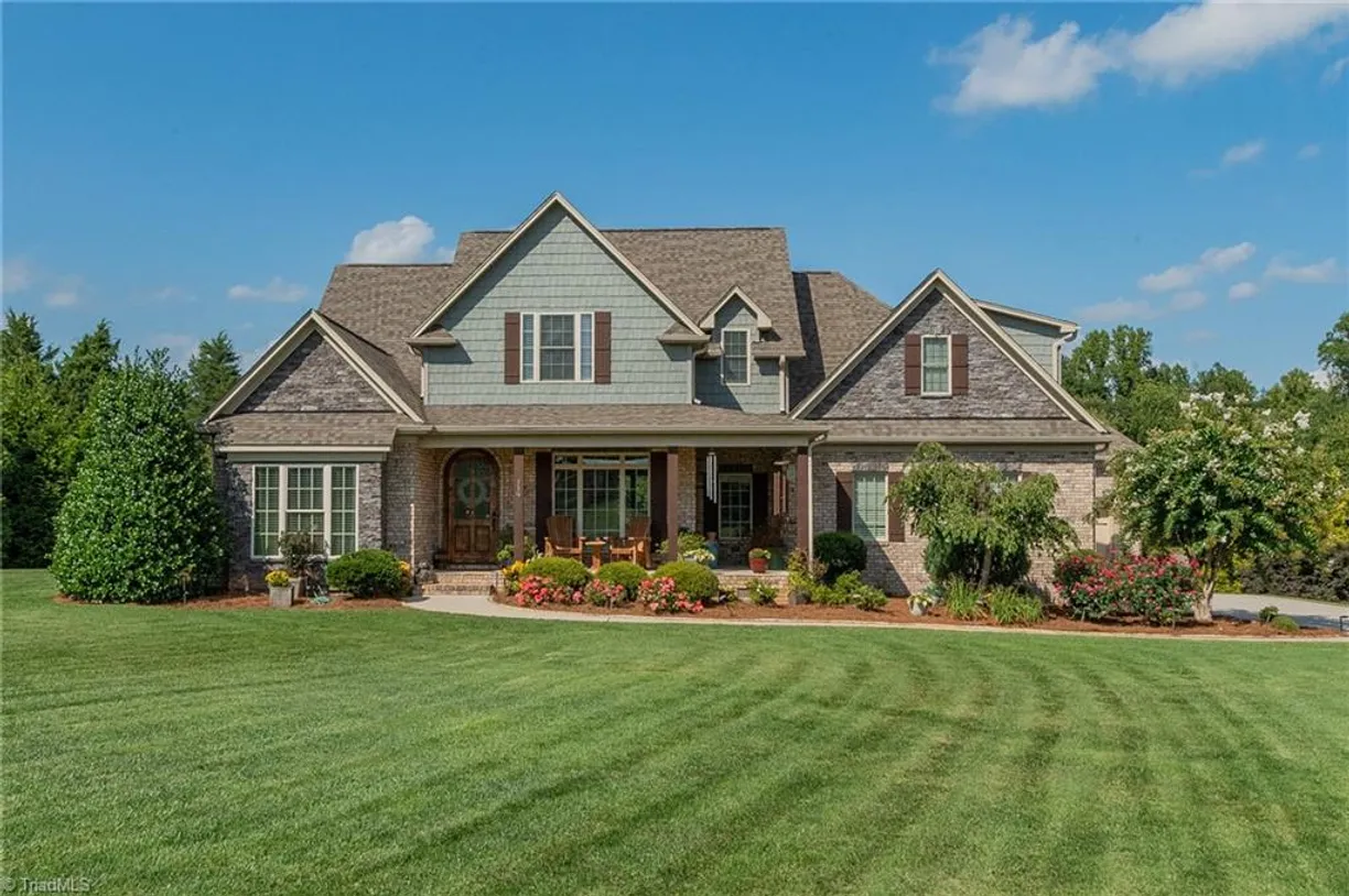 Charlotte Real Estate | View 119 Cobblestone Walk Drive | 4 Beds, 3 Baths
