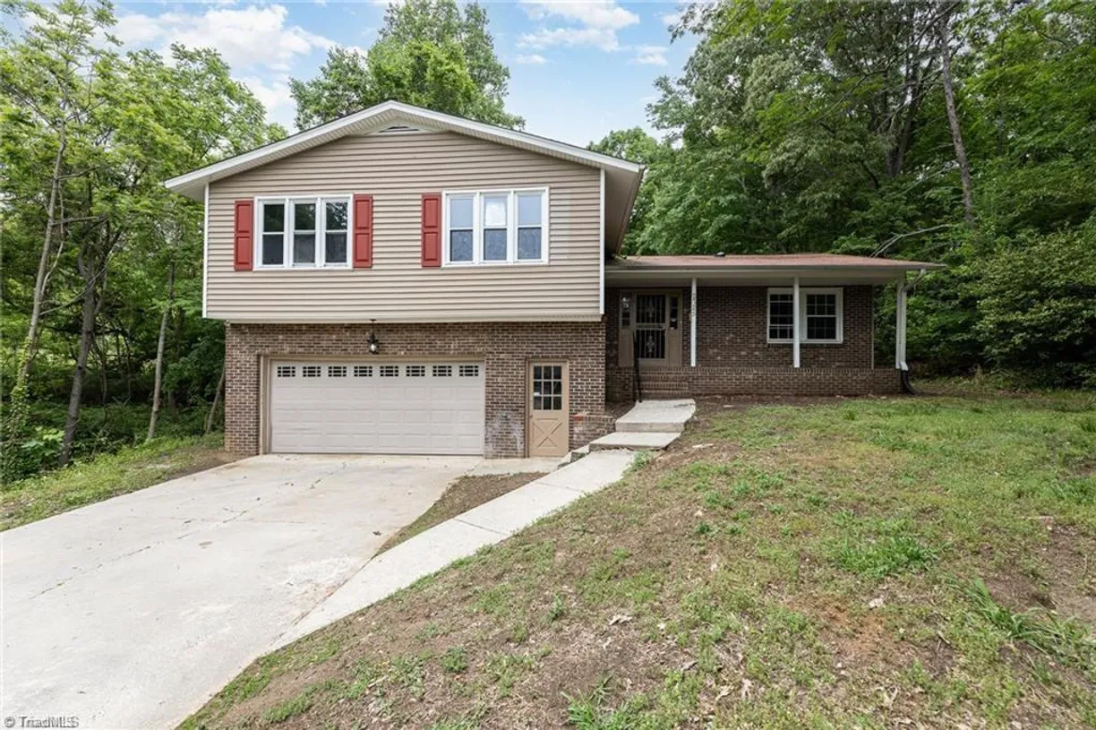 Charlotte Real Estate | View 2725 New Walkertown Road | Listing