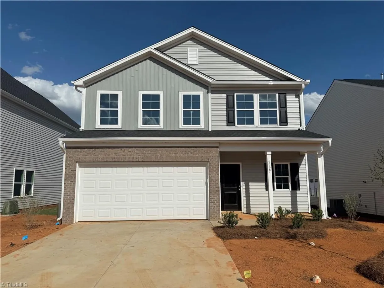 Charlotte Real Estate | View 2527 Raspberry Hill Drive | Listing