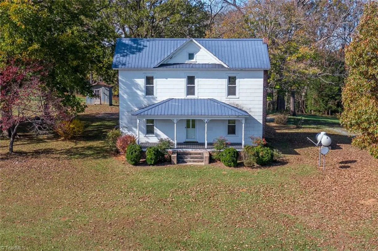 Charlotte Real Estate | View 206 Pike Memory Lane | Listing