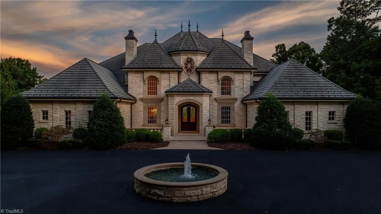 Charlotte Real Estate | View  | Listing