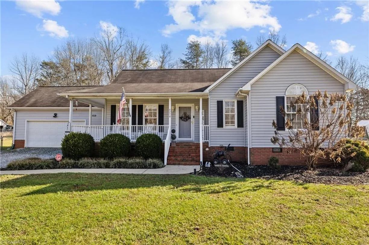 Charlotte Real Estate | View 4270 Mack Lineberry Road | 3 Beds, 2 Baths