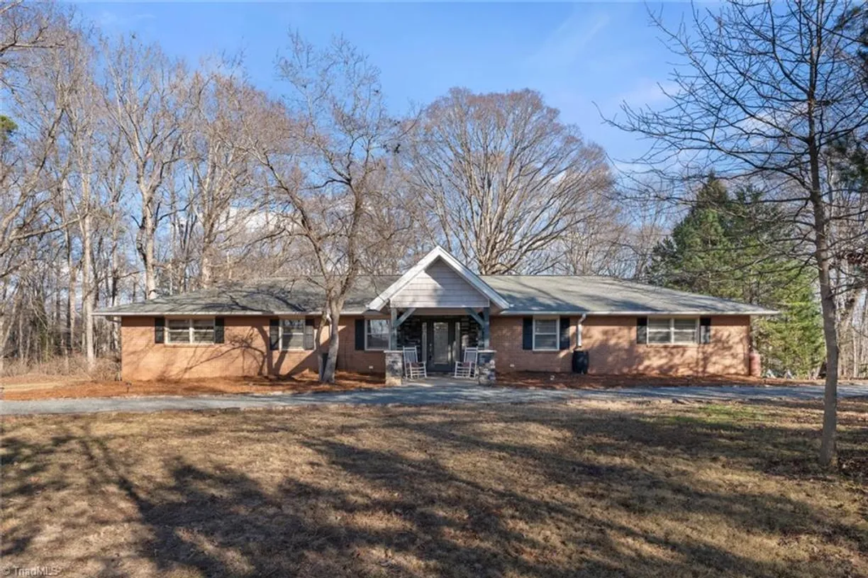 Charlotte Real Estate | View 951 Meadowlark Drive | 4 Beds, 3 Baths