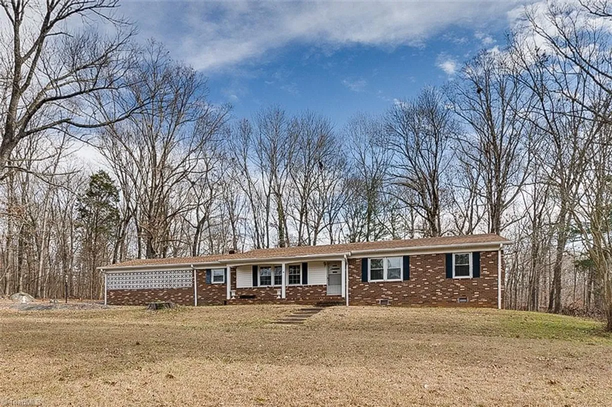 Charlotte Real Estate | View 1173 Sheridan Drive | 3 Beds, 2 Baths