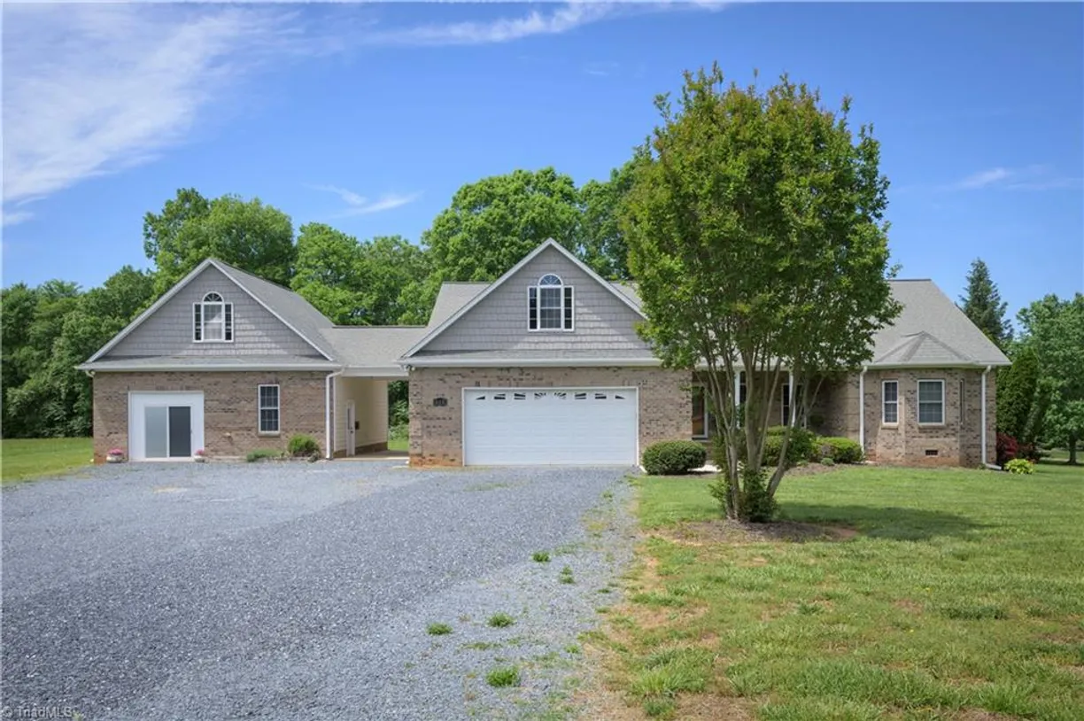 Charlotte Real Estate | View 615 Wright Country Road | 3 Beds, 2 Baths