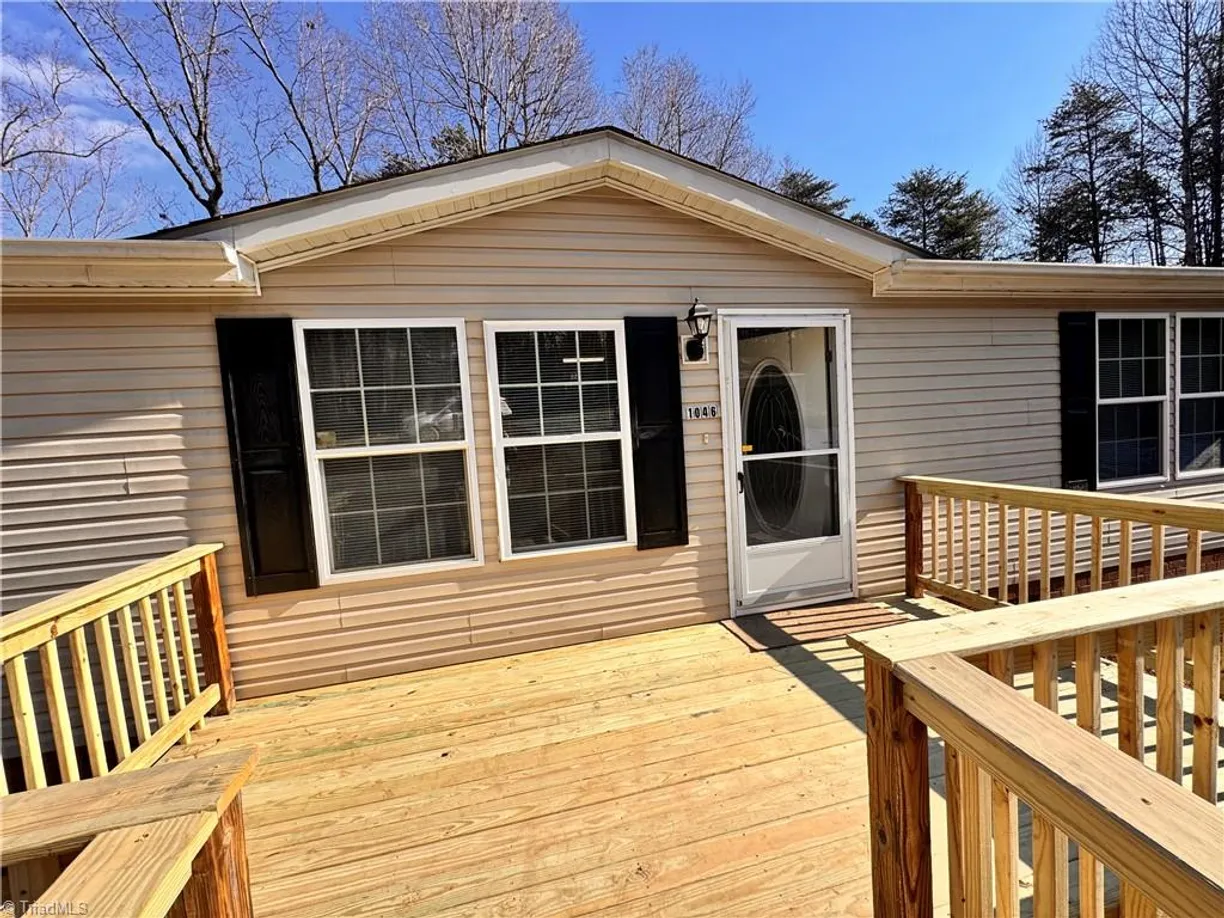 Charlotte Real Estate | View 1046 Walsh Way | Listing