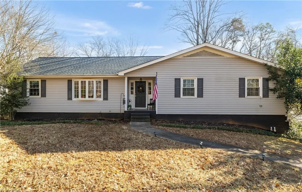 Charlotte Real Estate | View 8835 Kings Tree Road | 3 Beds, 3 Baths