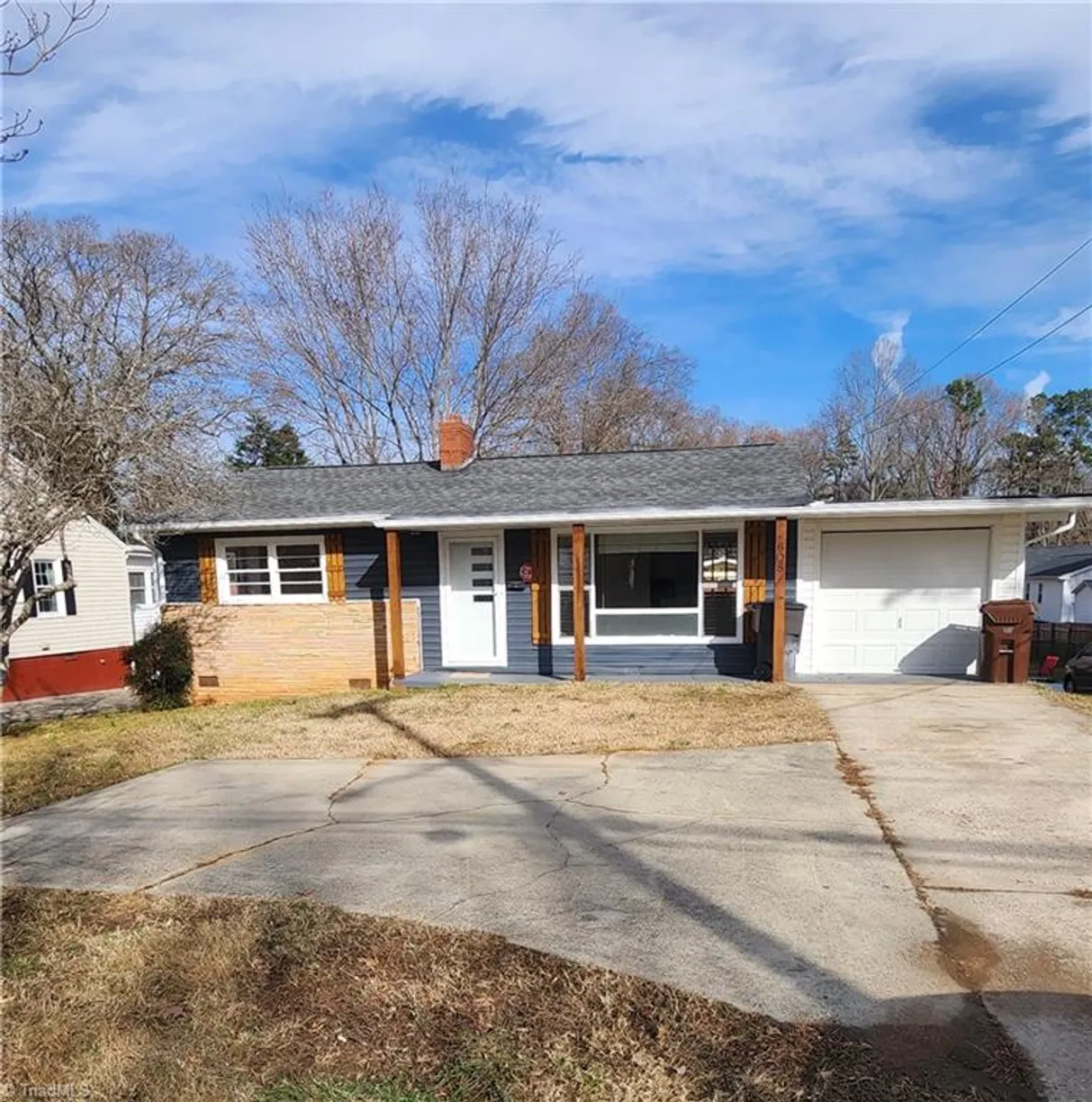 Charlotte Real Estate | View 608 W Lexington Avenue | 3 Beds, 1 Bath