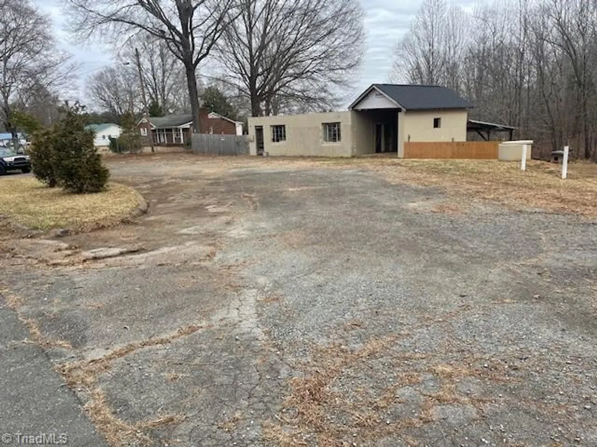 Charlotte Real Estate | View 1251 Baux Mountain Road | Listing