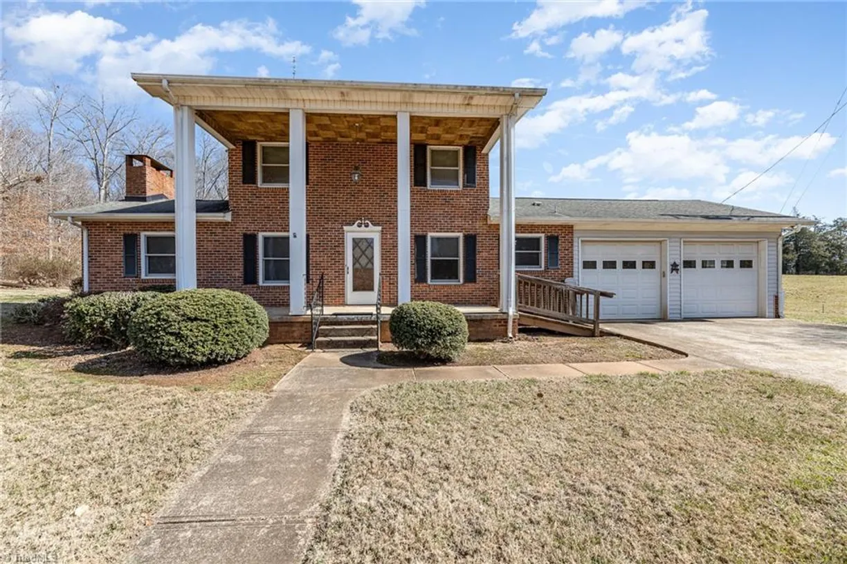 Charlotte Real Estate | View 1053 Three Brothers Road | 4 Beds, 2 Baths