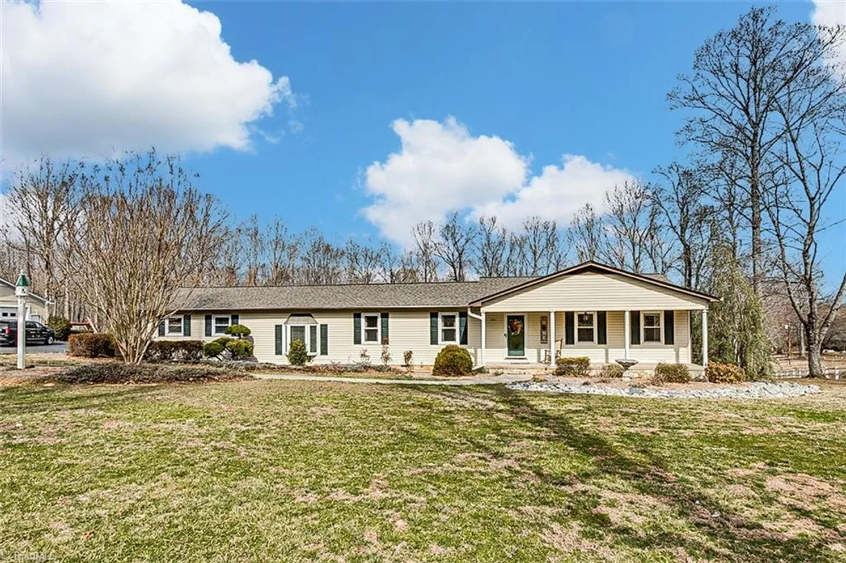 Charlotte Real Estate | View 1480 Danny Bell Road | 3 Beds, 2 Baths